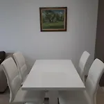 Διαμέρισμα Deluxe 3