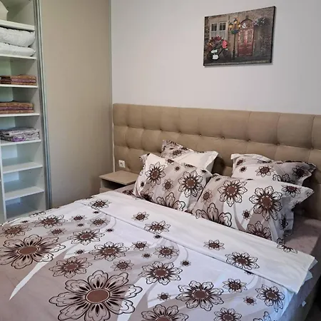 Διαμέρισμα Deluxe 3 Άγιος Κωνσταντίνος και Ελένη