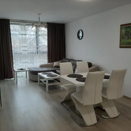Deluxe 3 Apartamento