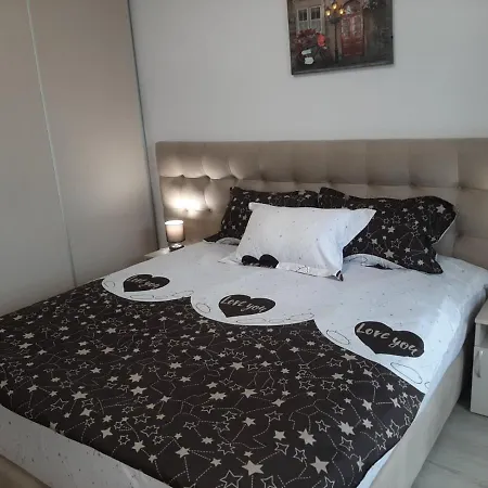 Deluxe 3 Apartment Saints Constantine and Helena