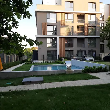 Deluxe 3 Apartment Saints Constantine and Helena